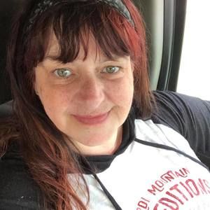 Meet your Posher, Josée